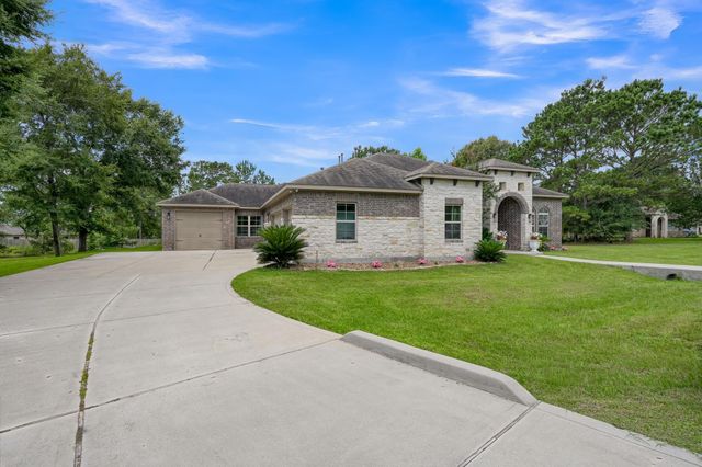 8992 Wind Jammer Lane, Montgomery, TX 77316