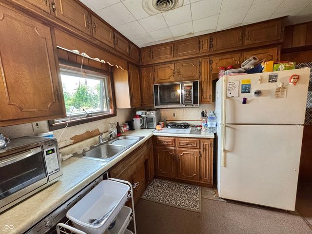 7024 W Us Highway 36 Highway W, Danville, IN 46122