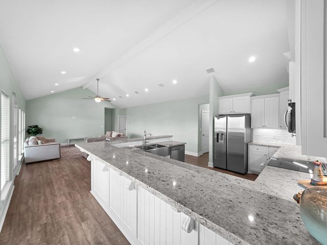 3001 Vista Del Mar Court, Crystal Beach, TX 77650