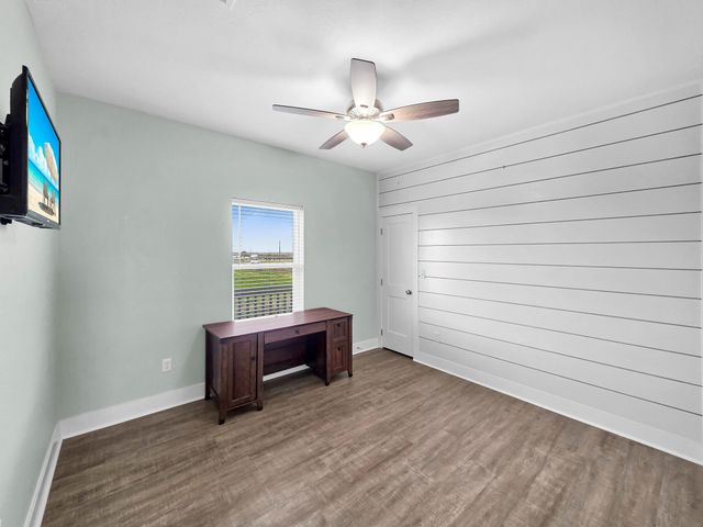 3001 Vista Del Mar Court, Crystal Beach, TX 77650