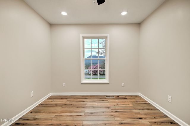 1950 West Stone Drive, Kingsport, TN 37660