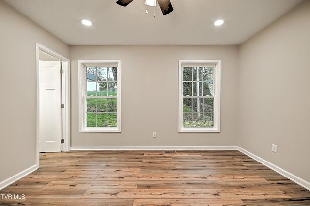 1950 West Stone Drive, Kingsport, TN 37660