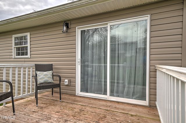 1950 West Stone Drive, Kingsport, TN 37660