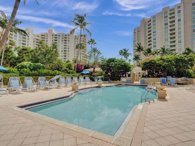3720 S Ocean Boulevard 502, Highland Beach, FL 33487