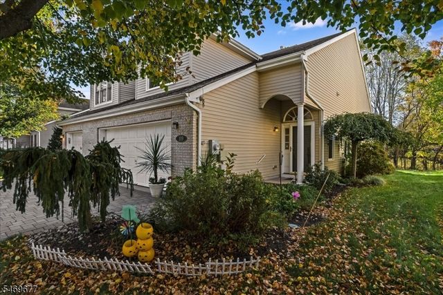 119 Saratoga Ct, Franklin Twp., NJ 08873