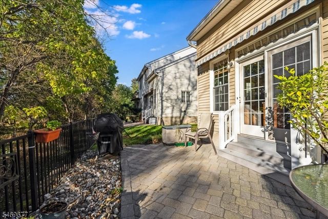 119 Saratoga Ct, Franklin Twp., NJ 08873