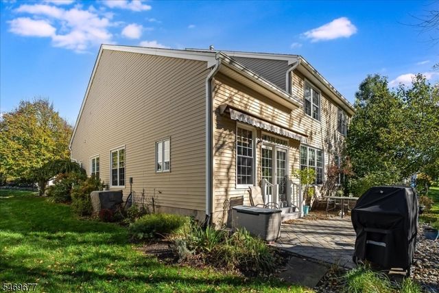 119 Saratoga Ct, Franklin Twp., NJ 08873