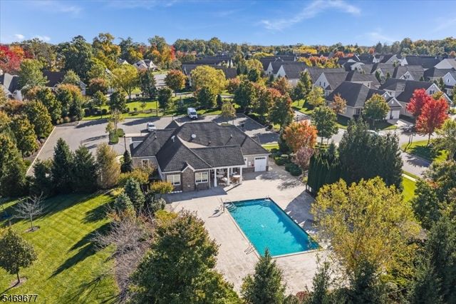 119 Saratoga Ct, Franklin Twp., NJ 08873