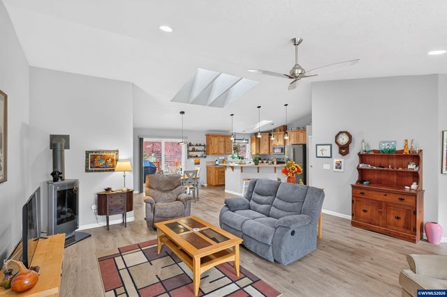 7235 Sarah Ln S, Salem, OR 97306