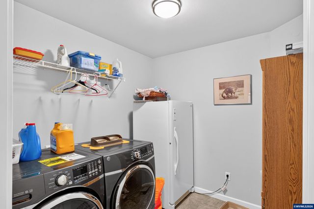 7235 Sarah Ln S, Salem, OR 97306