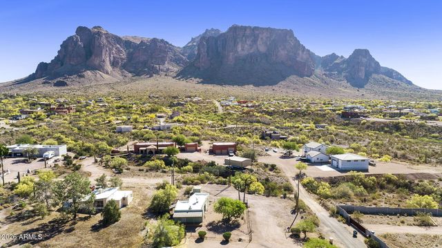 5578 E JACOB WALTZ Street, Apache Junction, AZ 85119