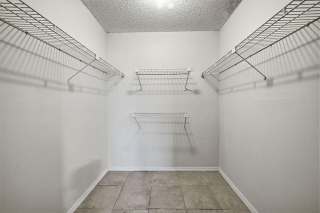 1043 NW 85th Avenue B-4, Plantation, FL 33322