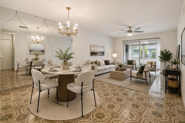 1043 NW 85th Avenue B-4, Plantation, FL 33322