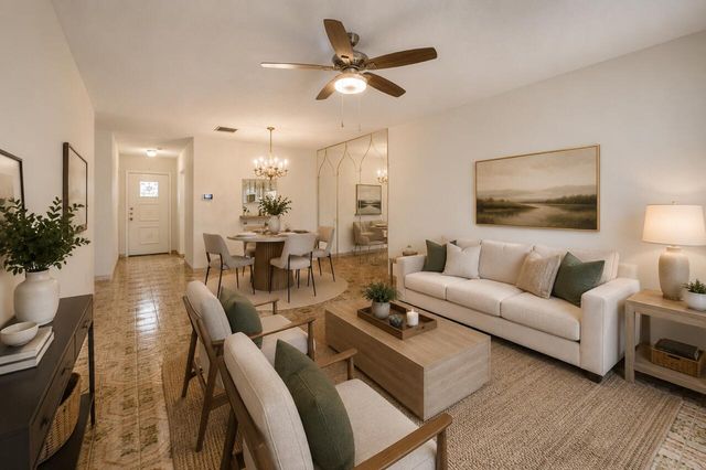 1043 NW 85th Avenue B-4, Plantation, FL 33322