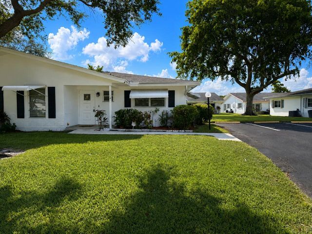 1043 NW 85th Avenue B-4, Plantation, FL 33322