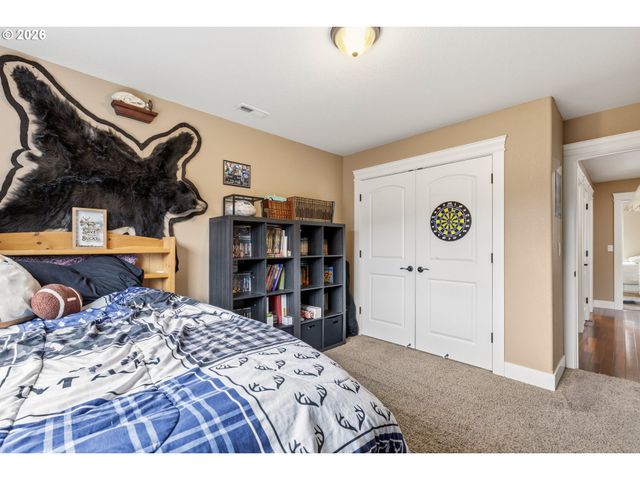 989 Se FAIRWAY Dr, Myrtle Creek, OR 97457