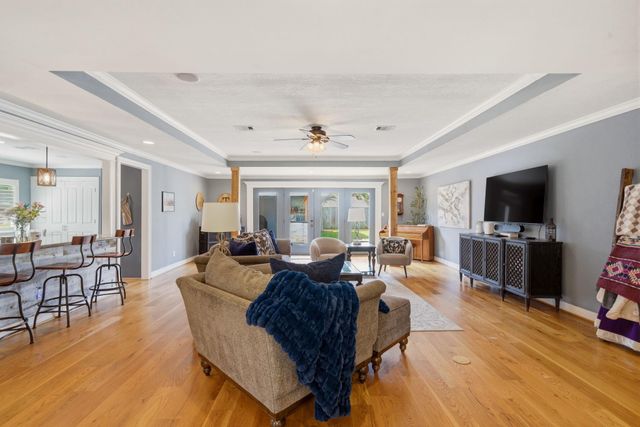 4801 Willowbend Boulevard, Houston, TX 77035