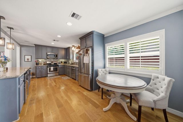 4801 Willowbend Boulevard, Houston, TX 77035