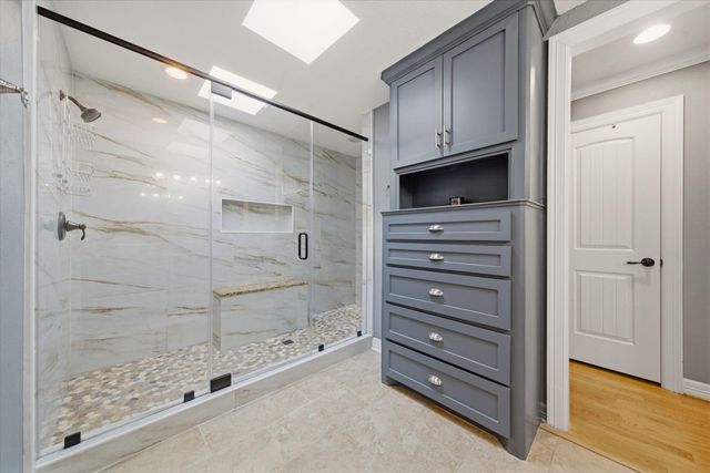 4801 Willowbend Boulevard, Houston, TX 77035