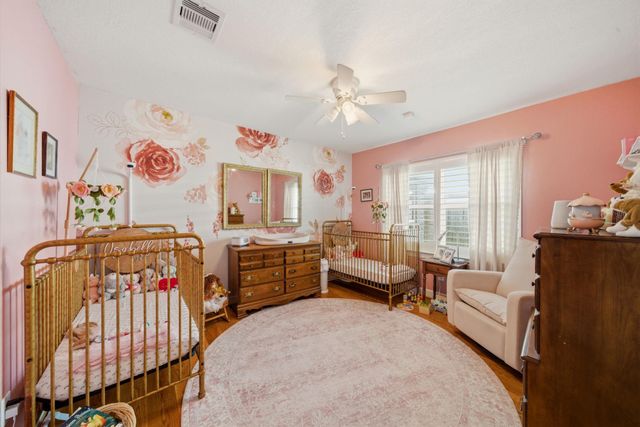 4801 Willowbend Boulevard, Houston, TX 77035
