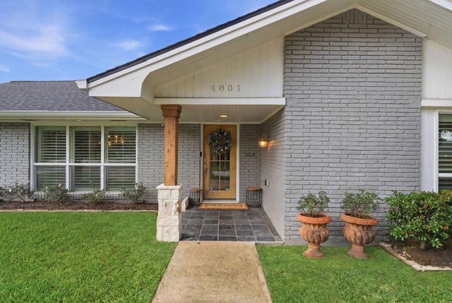 4801 Willowbend Boulevard, Houston, TX 77035