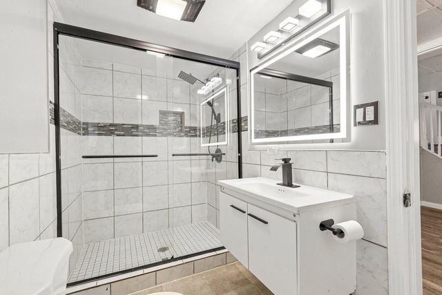 4163 E Eberly Avenue, Brookfield, IL 60513