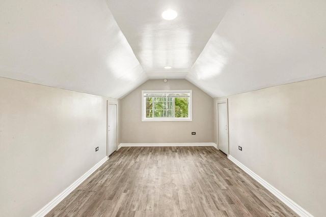 4163 E Eberly Avenue, Brookfield, IL 60513