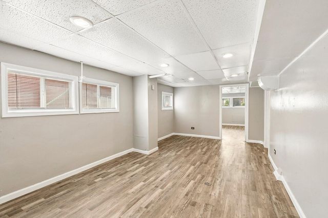 4163 E Eberly Avenue, Brookfield, IL 60513