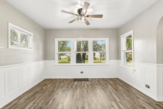 4163 E Eberly Avenue, Brookfield, IL 60513