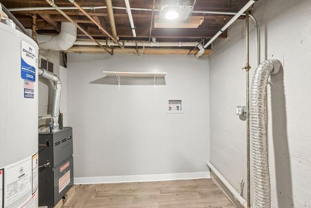 4163 E Eberly Avenue, Brookfield, IL 60513