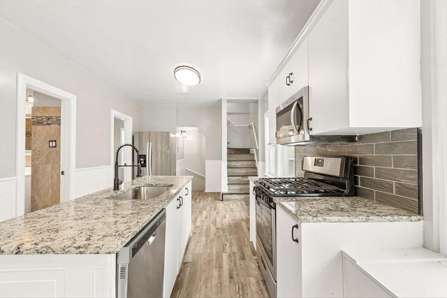 4163 E Eberly Avenue, Brookfield, IL 60513