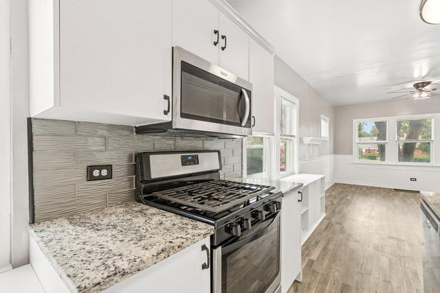 4163 E Eberly Avenue, Brookfield, IL 60513
