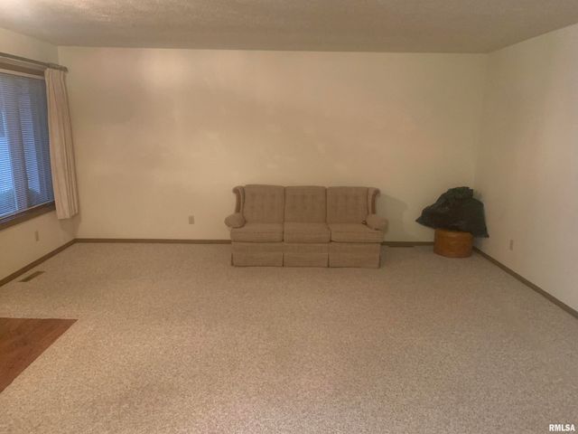 4237 26TH Avenue, Moline, IL 61265