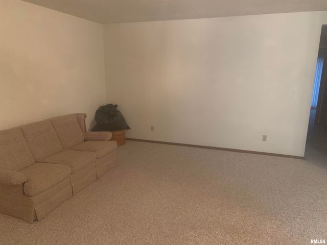 4237 26TH Avenue, Moline, IL 61265