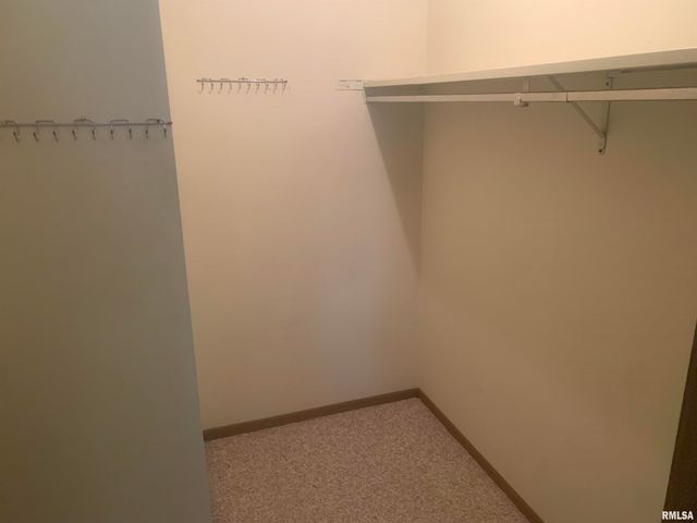 4237 26TH Avenue, Moline, IL 61265