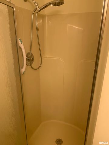 4237 26TH Avenue, Moline, IL 61265