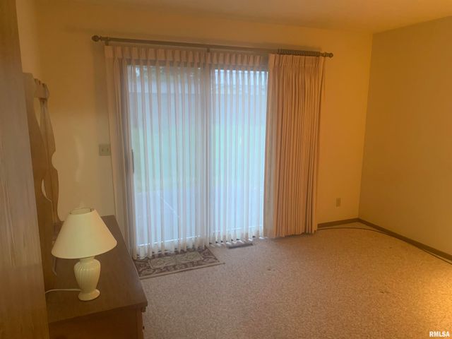 4237 26TH Avenue, Moline, IL 61265