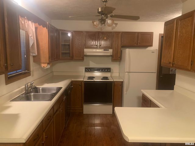 4237 26TH Avenue, Moline, IL 61265