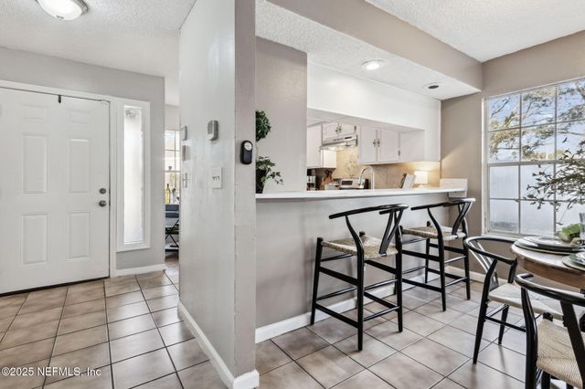 11896 ASHBROOK Circle, Jacksonville, FL 32225
