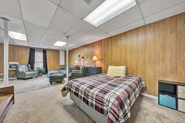 613 Pasley LN, Moneta, VA 24121