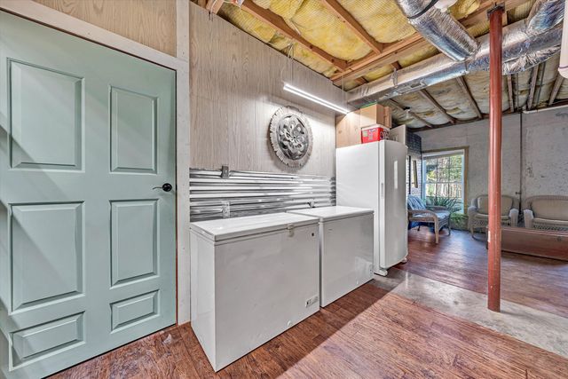 613 Pasley LN, Moneta, VA 24121