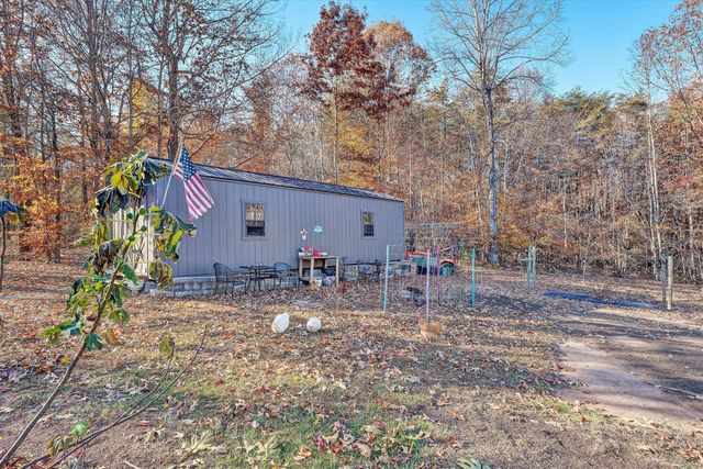 613 Pasley LN, Moneta, VA 24121