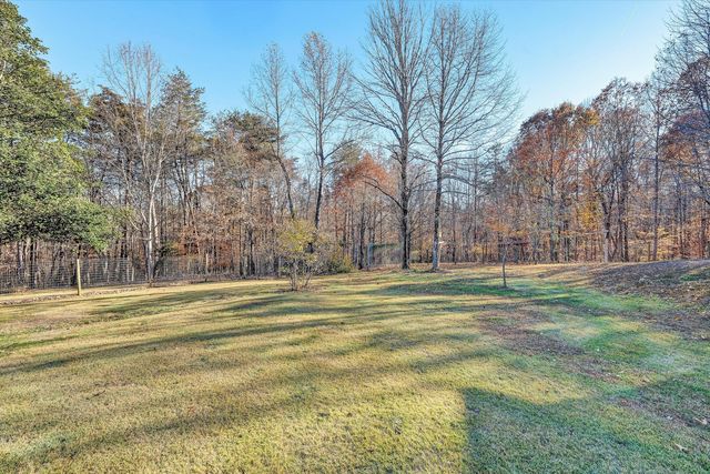 613 Pasley LN, Moneta, VA 24121
