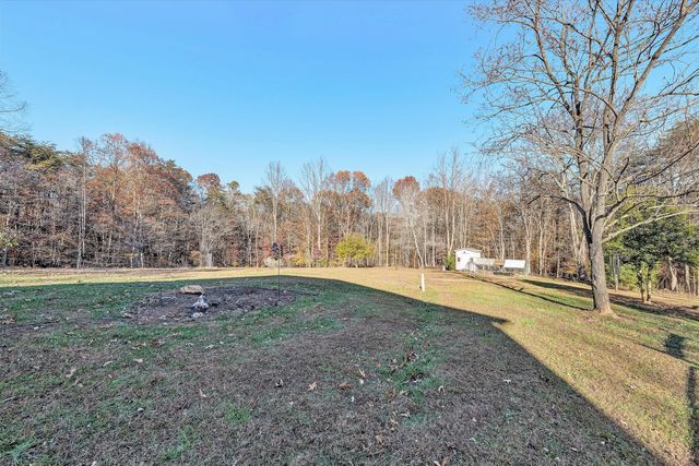 613 Pasley LN, Moneta, VA 24121
