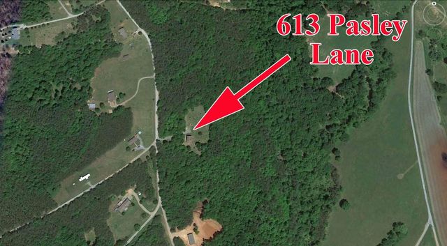 613 Pasley LN, Moneta, VA 24121