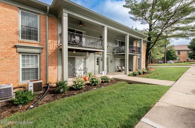 818 Highwood Dr 128, Louisville, KY 40206
