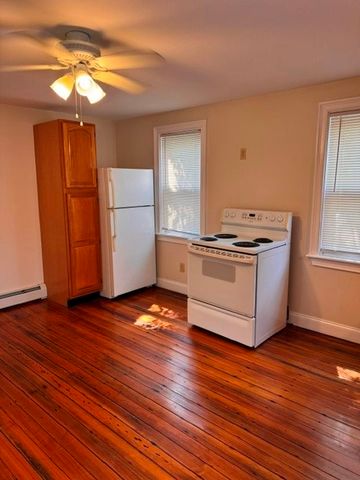6 Goulding Street 2, Providence, RI 02906