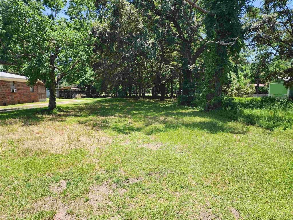 911 Cadillac Avenue, Dauphin Island, AL 36528 — exterior
