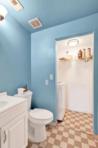 4225 S 57th Avenue E, Greenacres, FL 33463