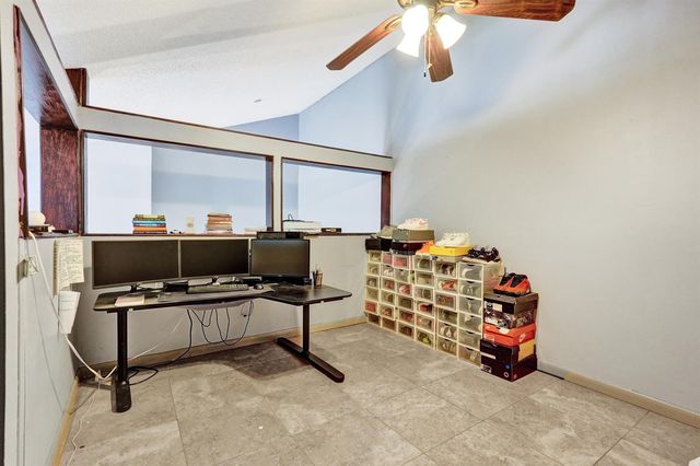 4225 S 57th Avenue E, Greenacres, FL 33463